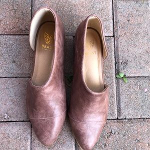 Beast Cutoff Bootie Flats